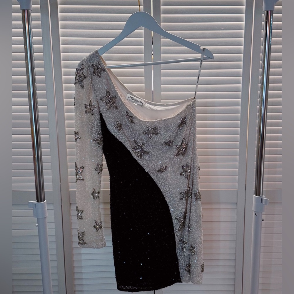 Sherri Hill Black & Silver Sequin Star Dress